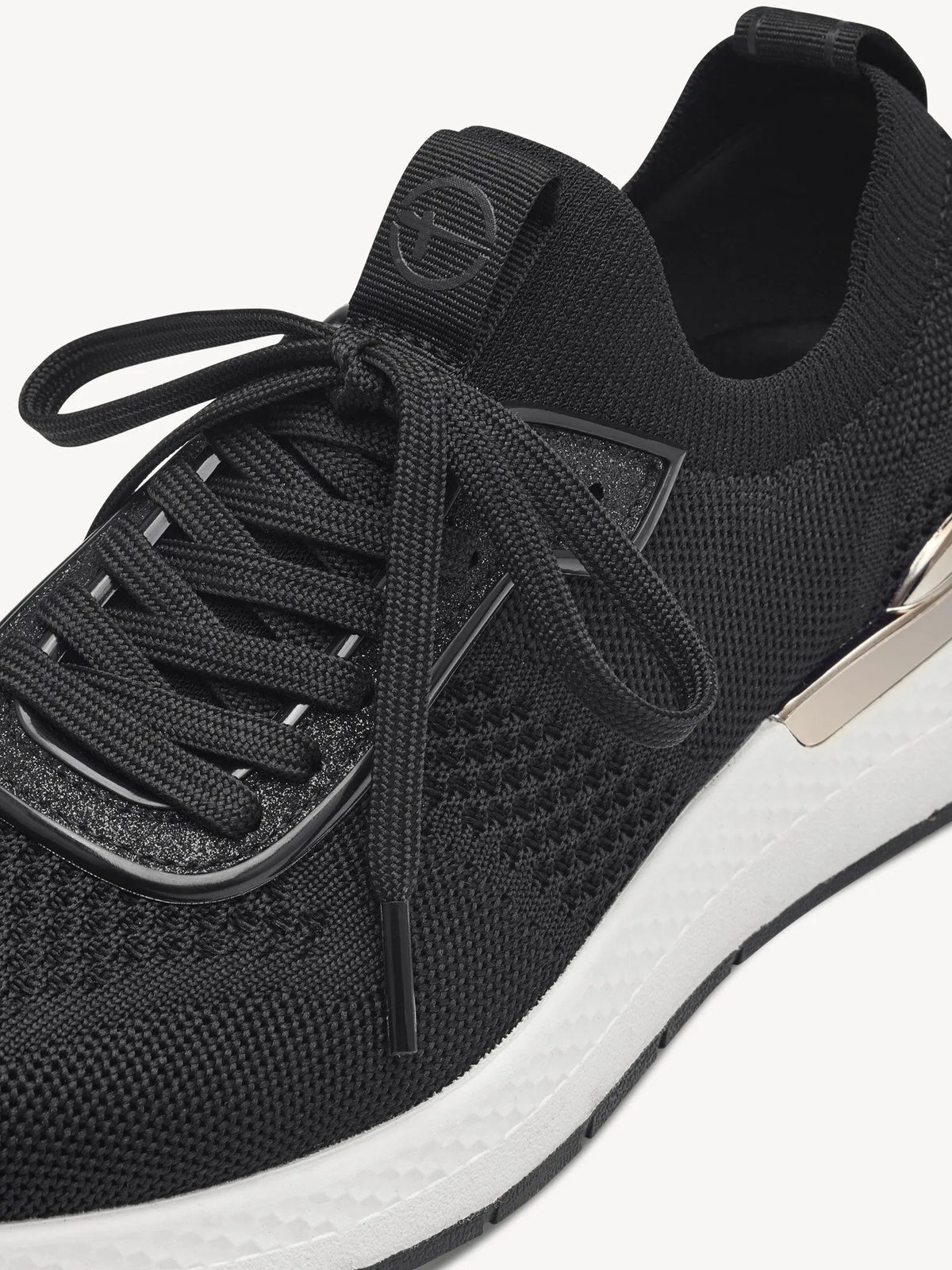 BLACK/GOLD