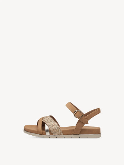 CAMEL COMB