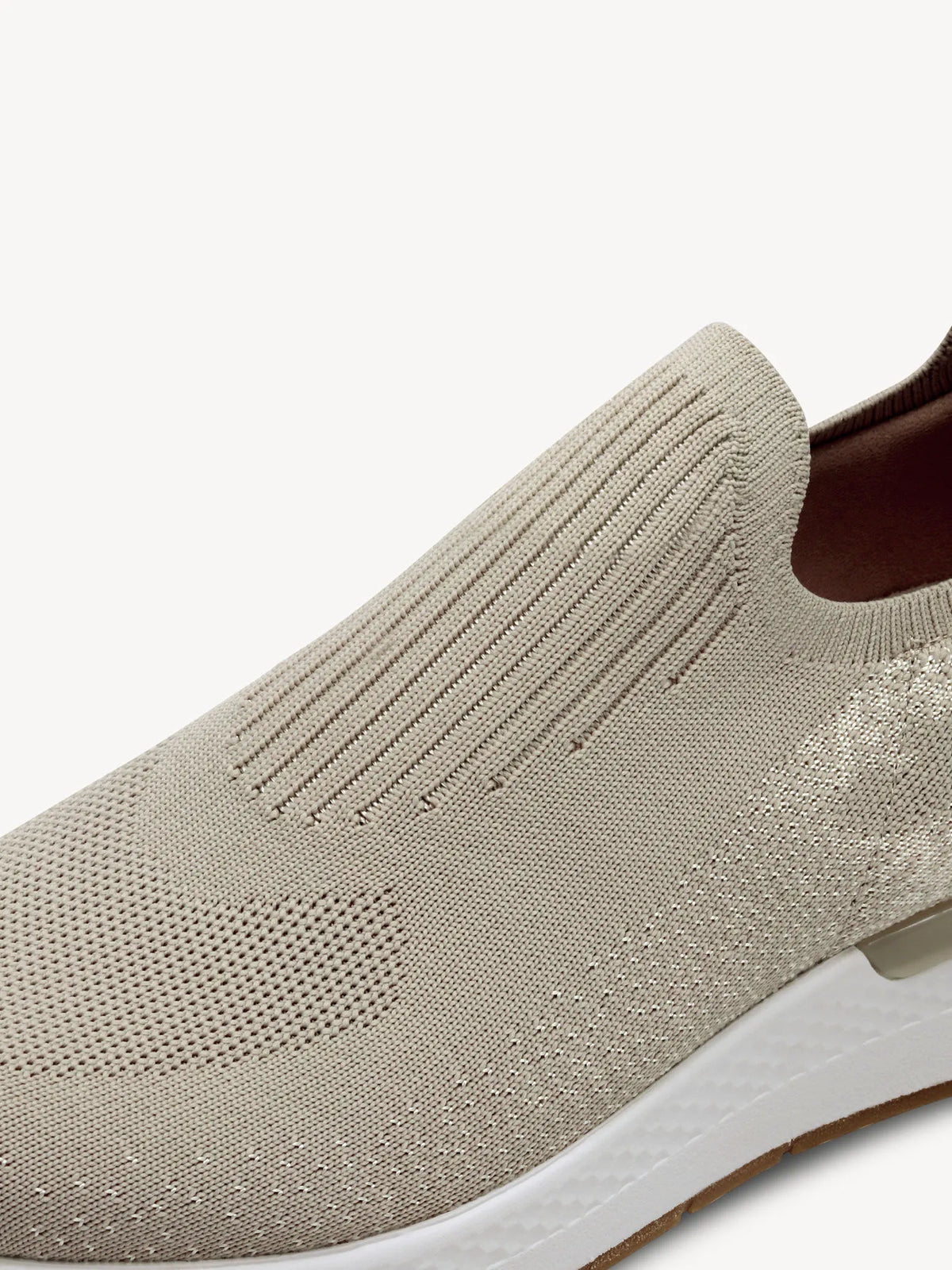 IVORY METALLIC