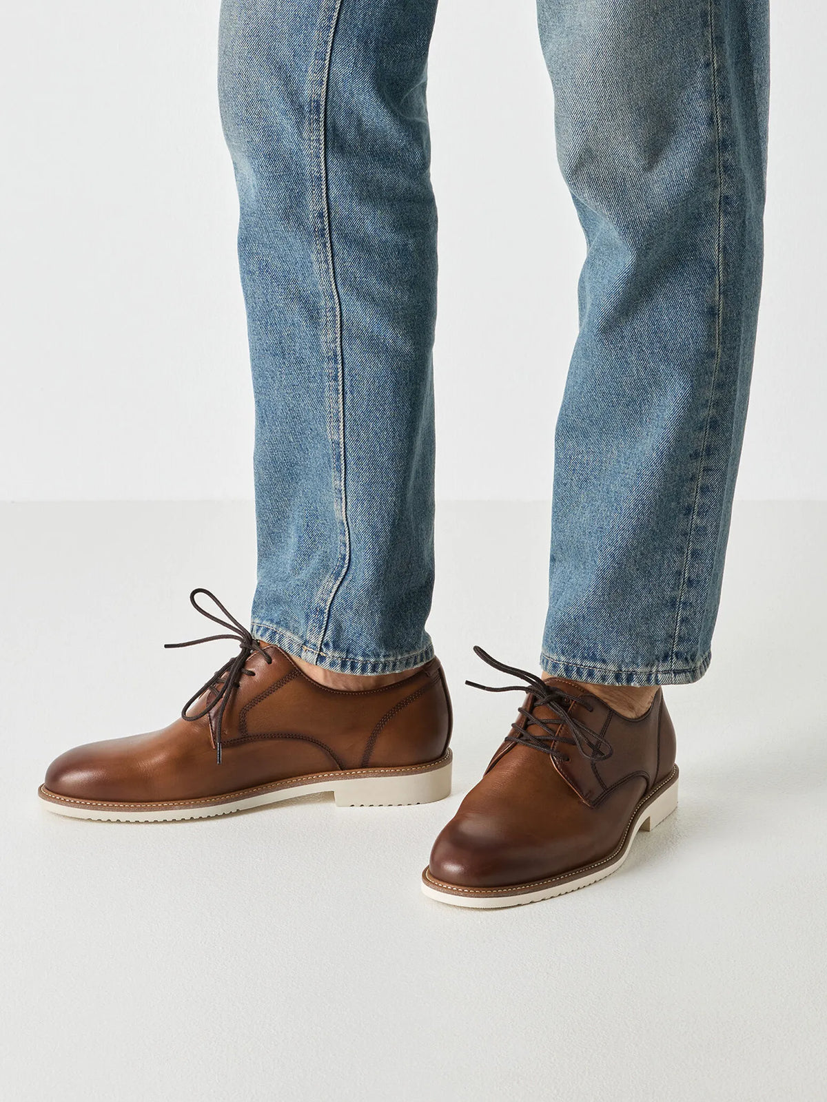 COGNAC LEATHER