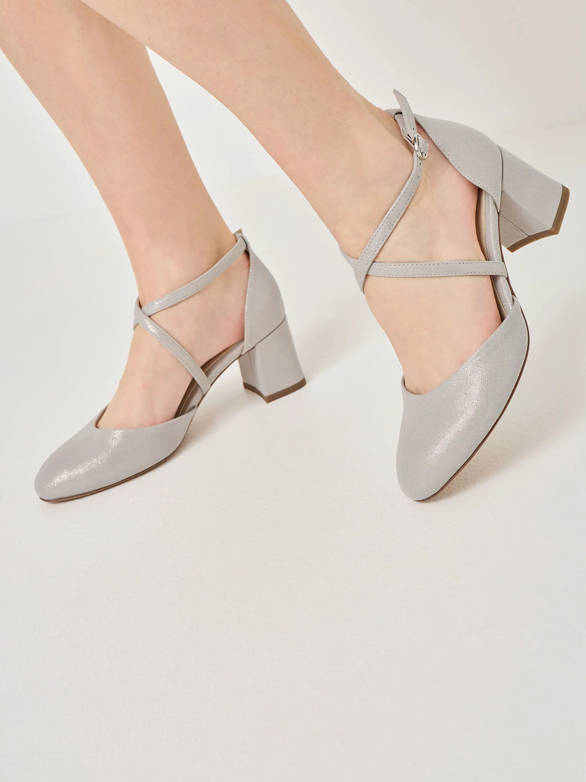 PLATINUM GLAM