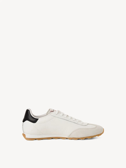 WHITE/BLACK