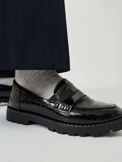 BLK PATENT STR
