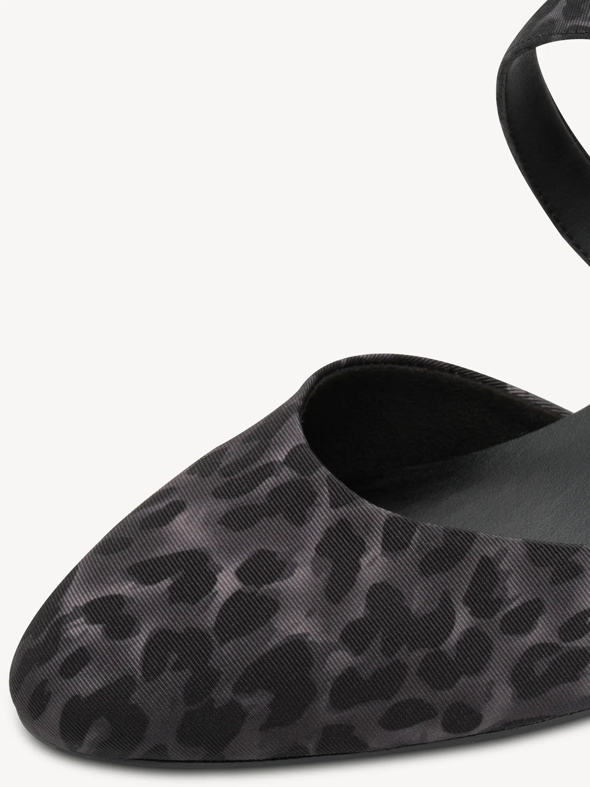 GREY LEOPARD