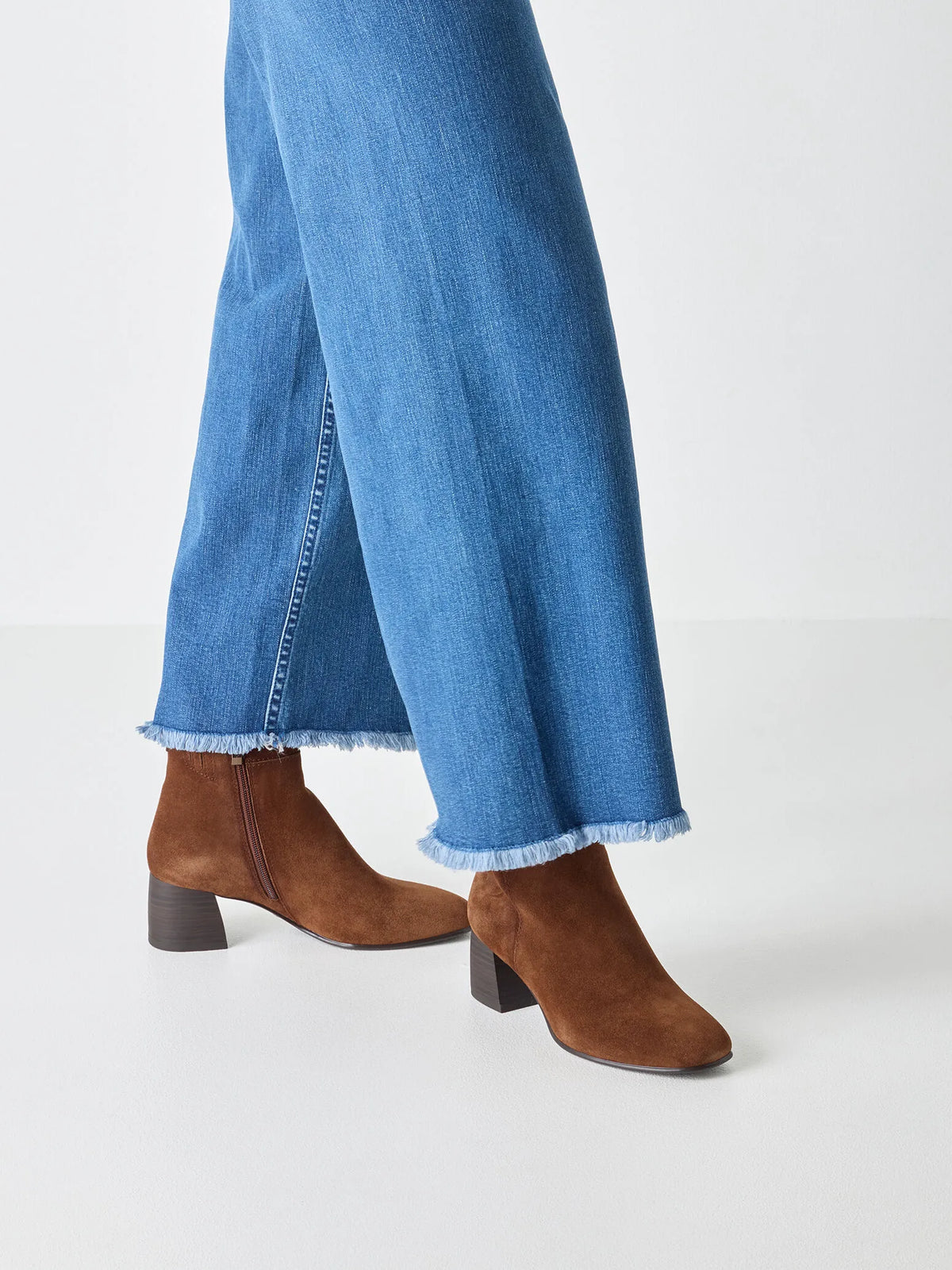 MUSCAT