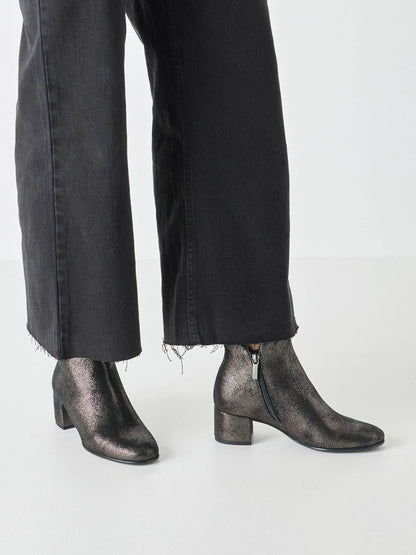 PEWTER