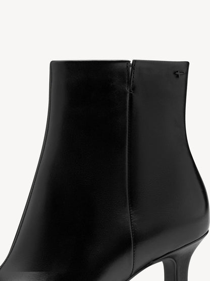 BLACK LEATHER