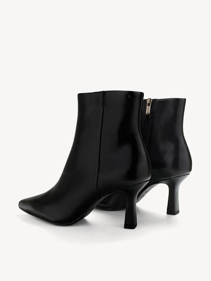 BLACK LEATHER