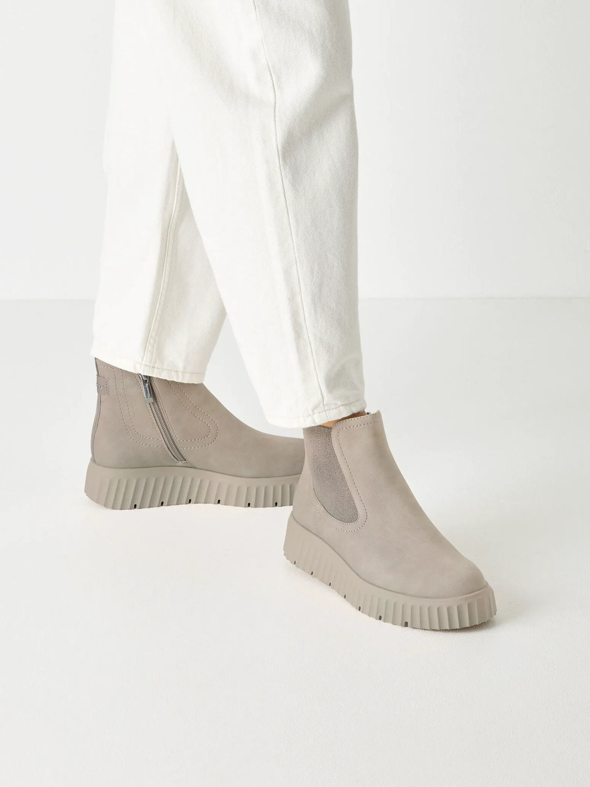 LIGHT GREY