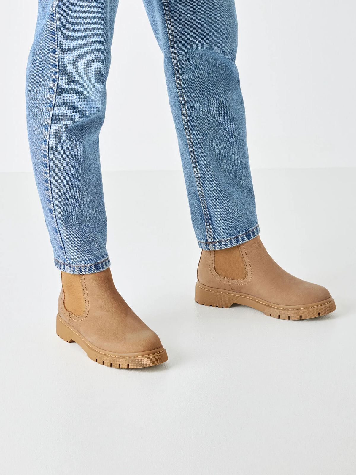 BEIGE NUBUC