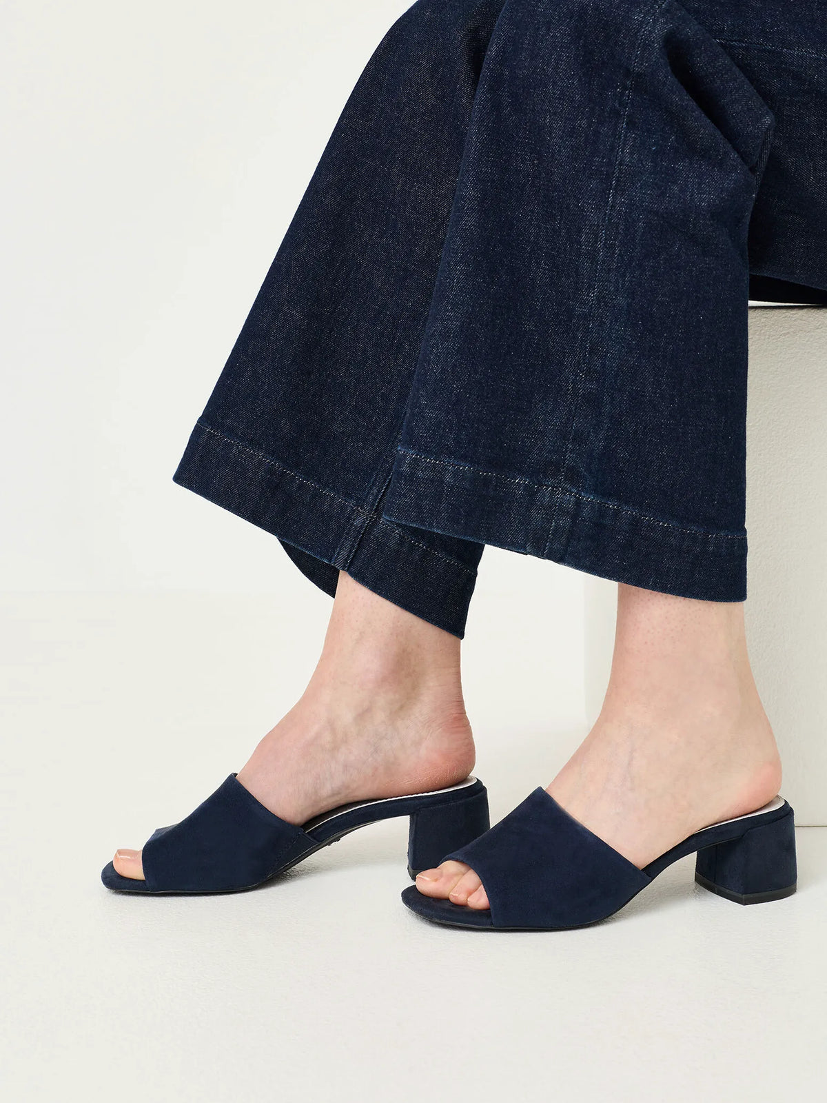 NAVY SUEDE UNI