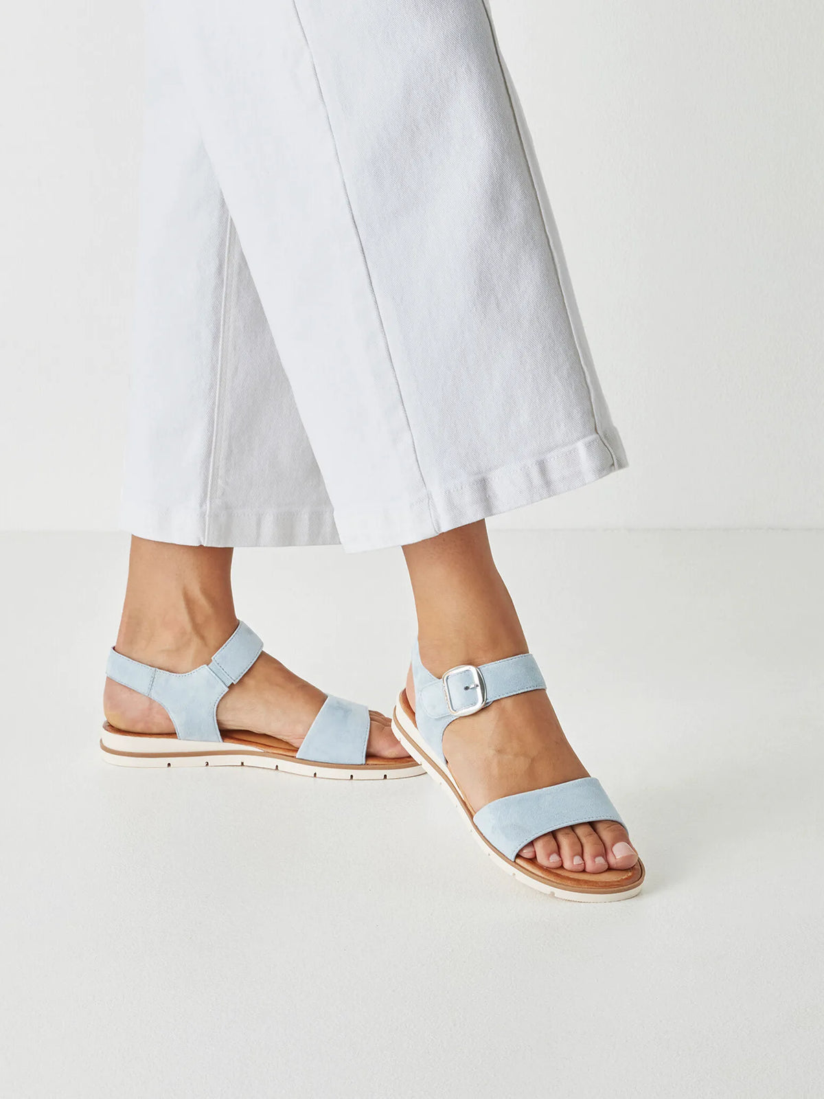 LIGHT BLUE