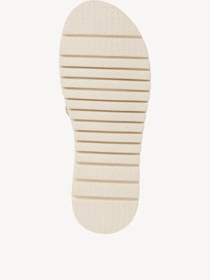 CHAMPAGNE GLAM