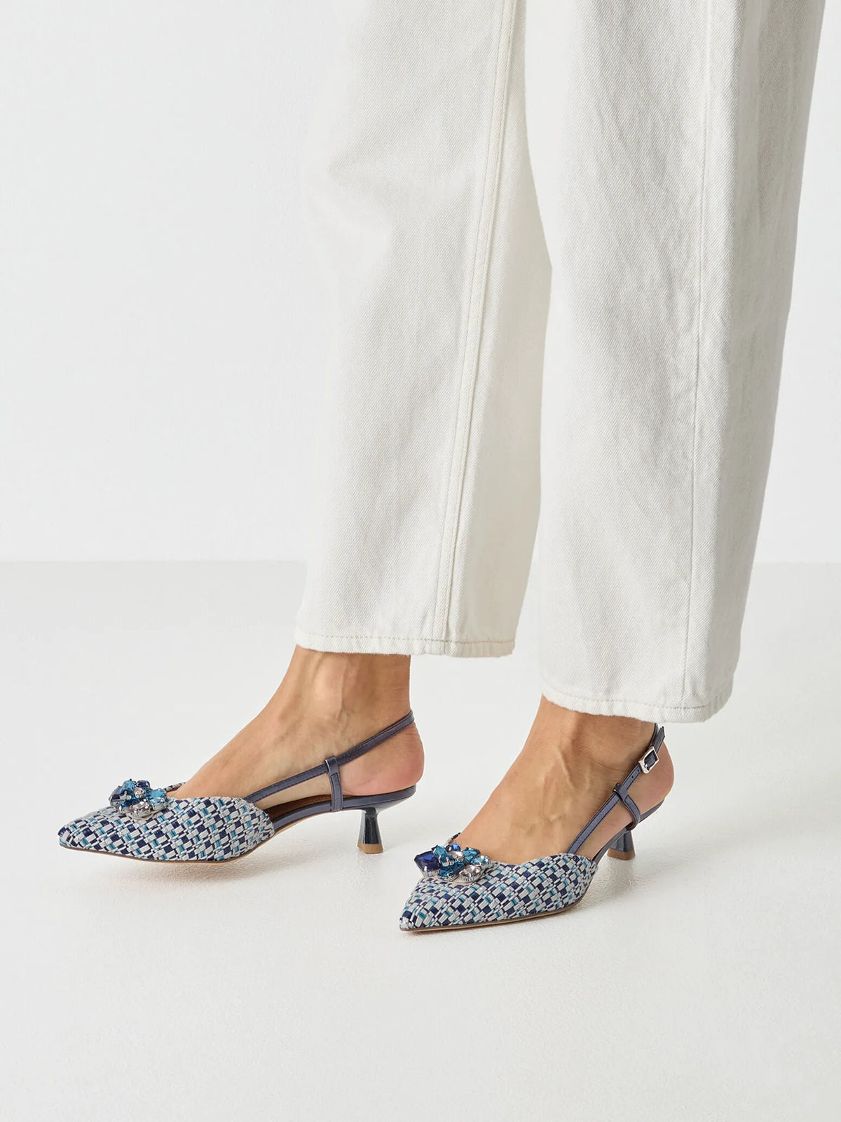 BLUE COMB