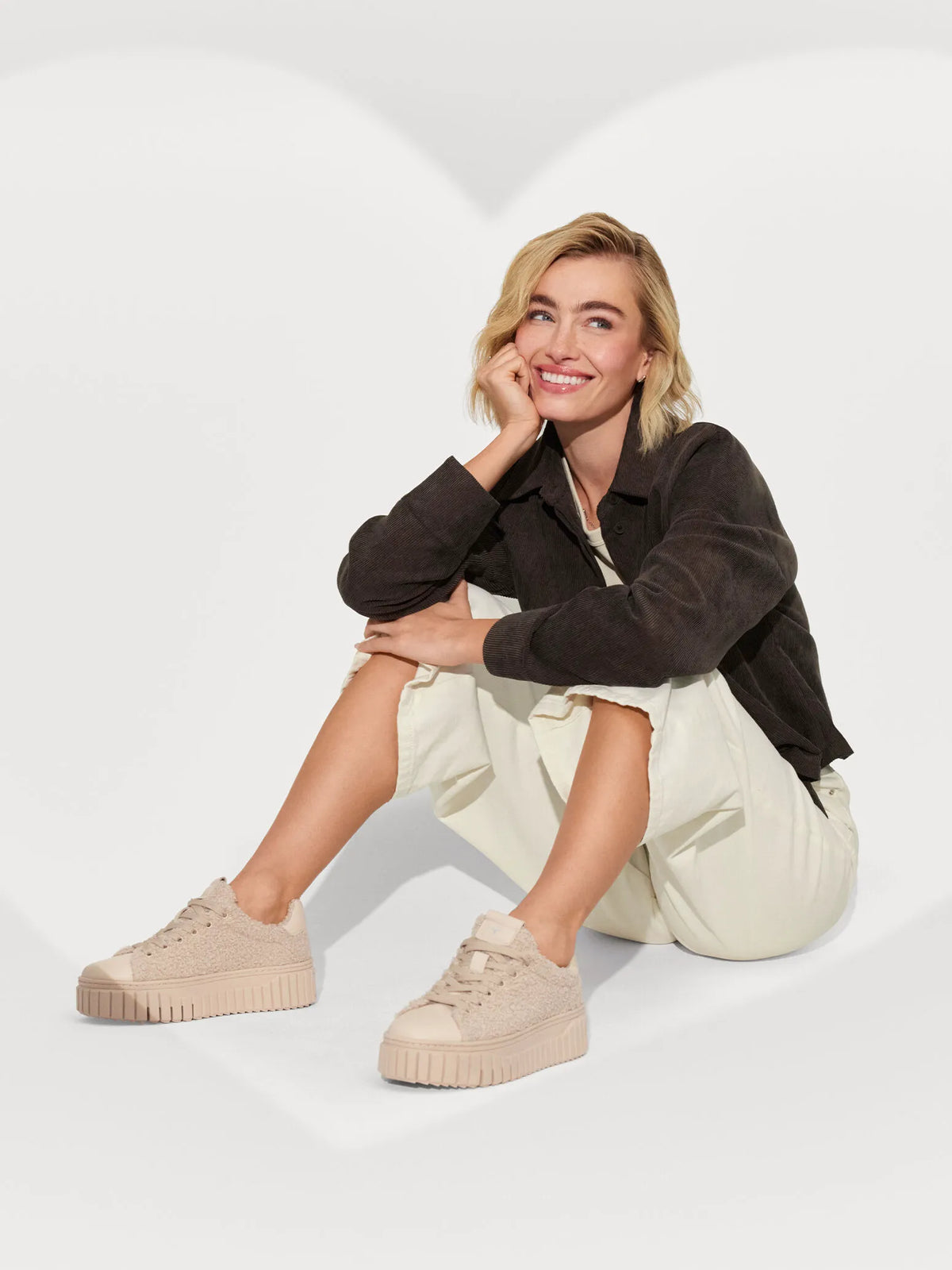 beige
