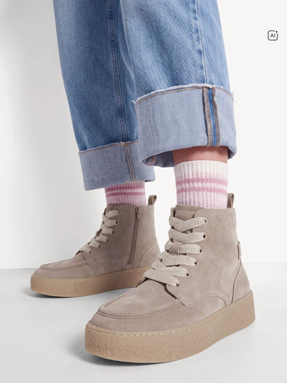 LIGHT TAUPE