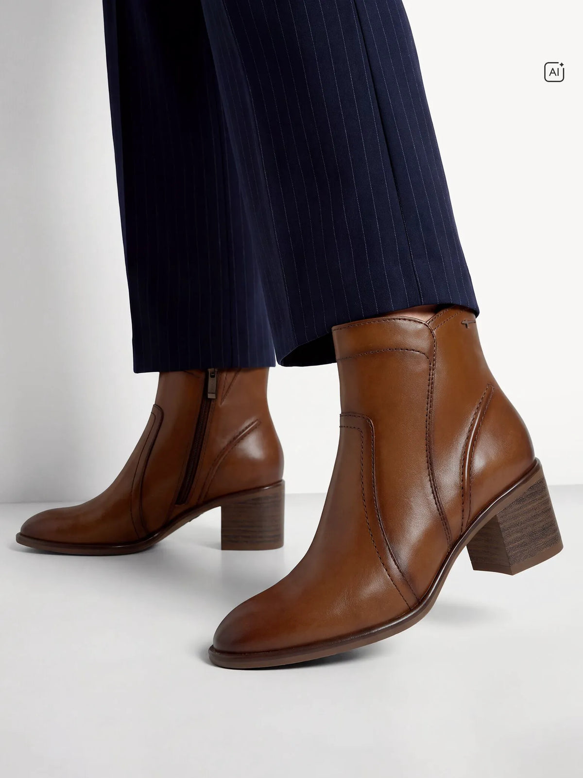 COGNAC LEATHER