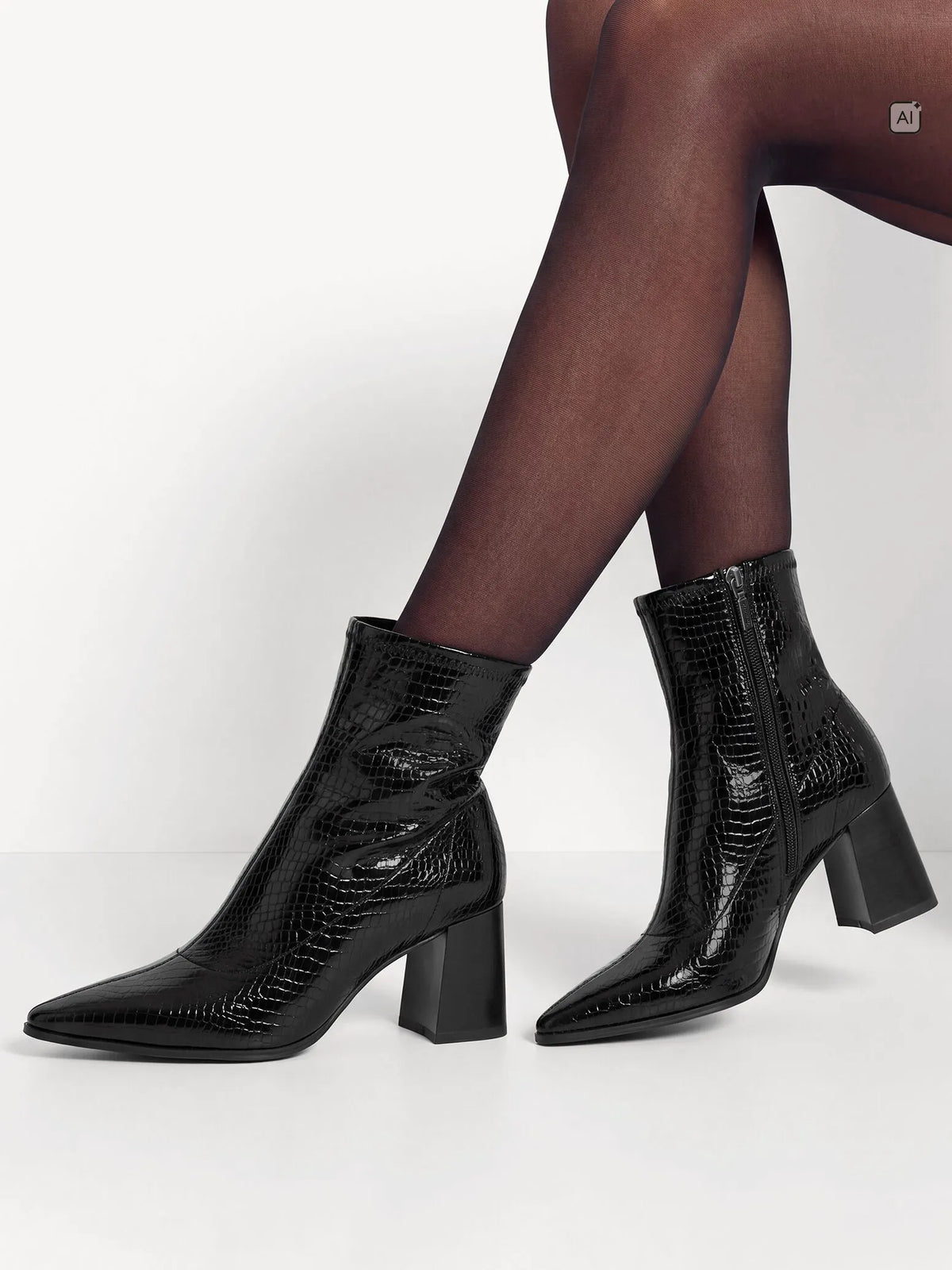 BLACK CROCO