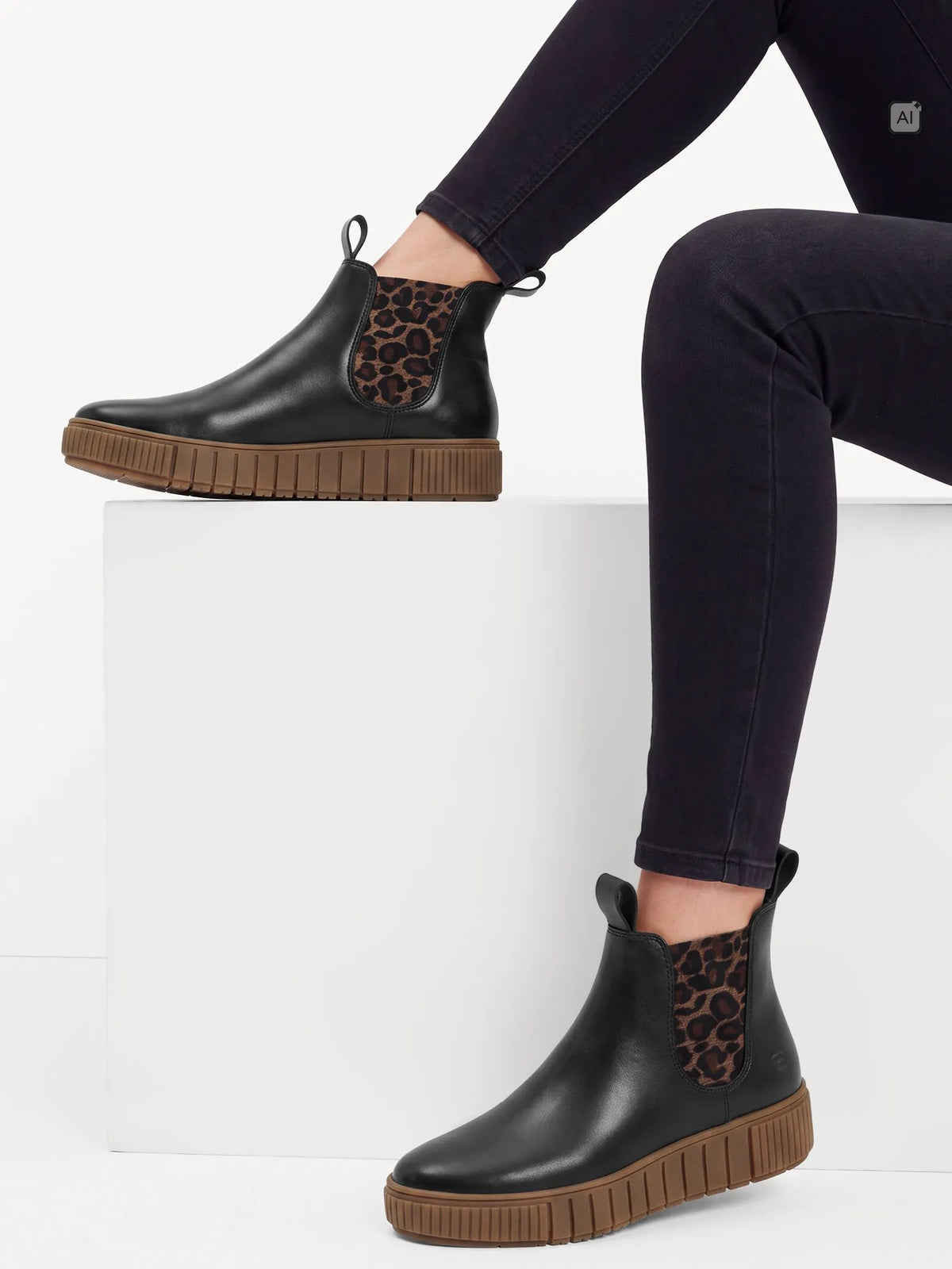 BLACK/LEOPARD