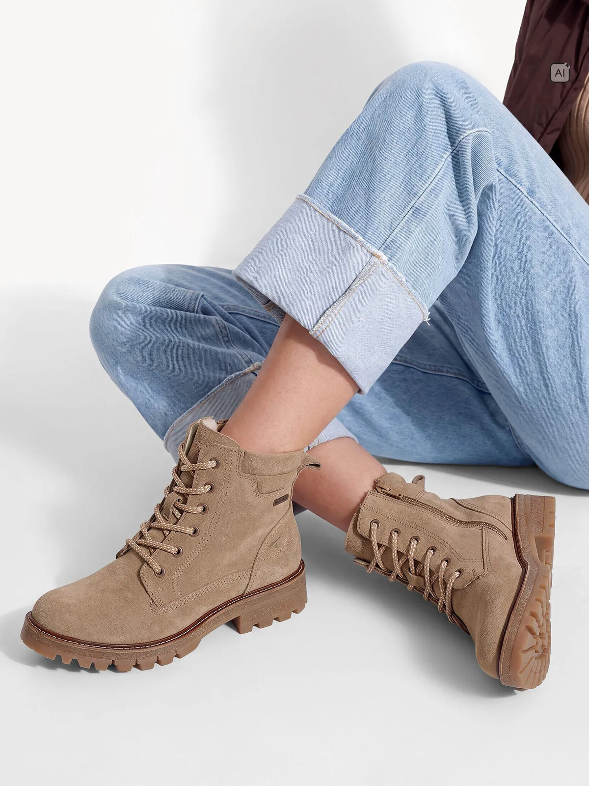beige