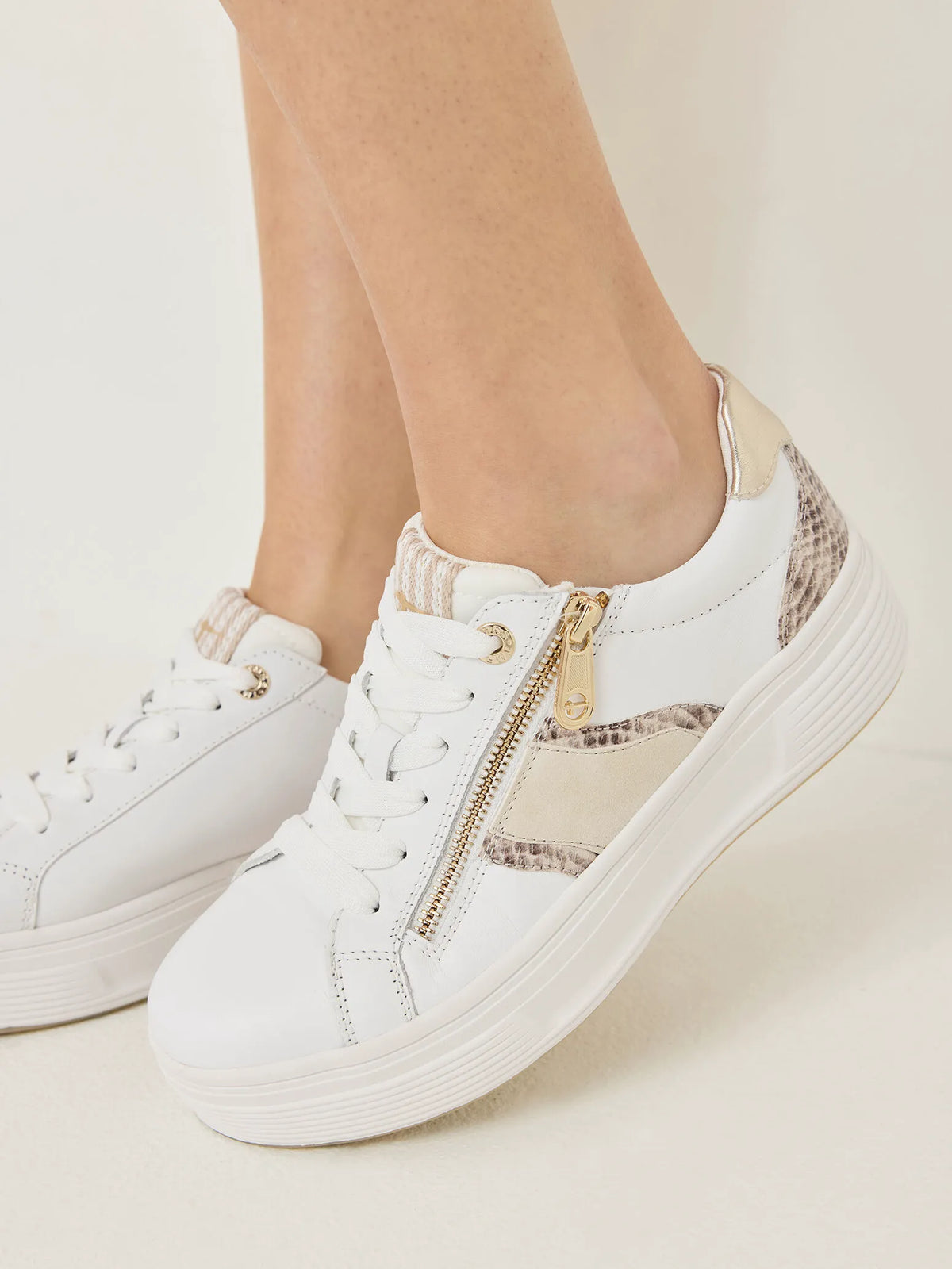 WHITE/SNAKE
