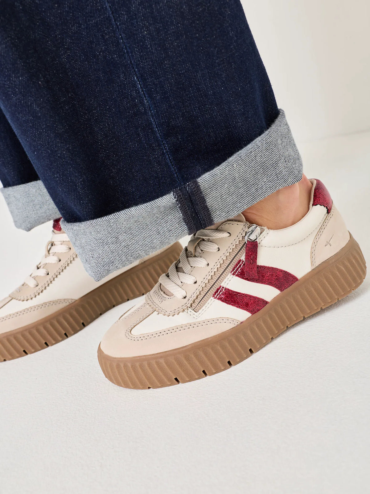 BEIGE/RED