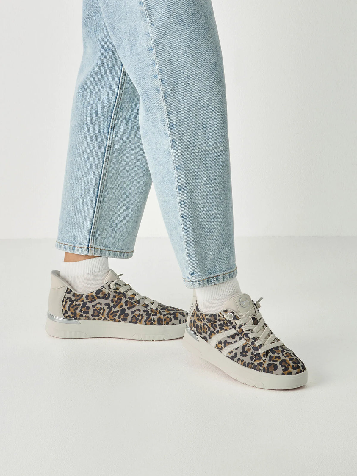LEOPARD