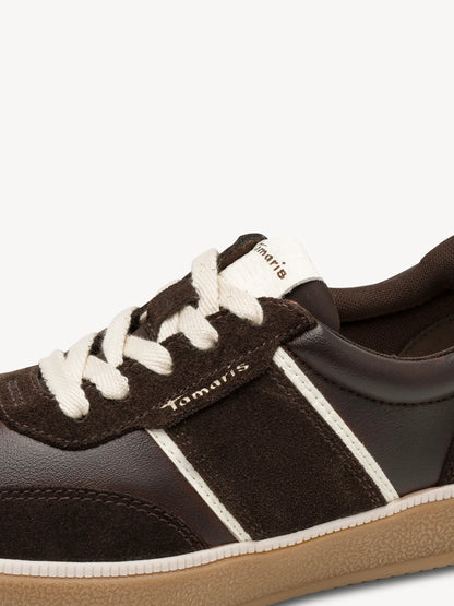 MOCCA/OFFWHITE