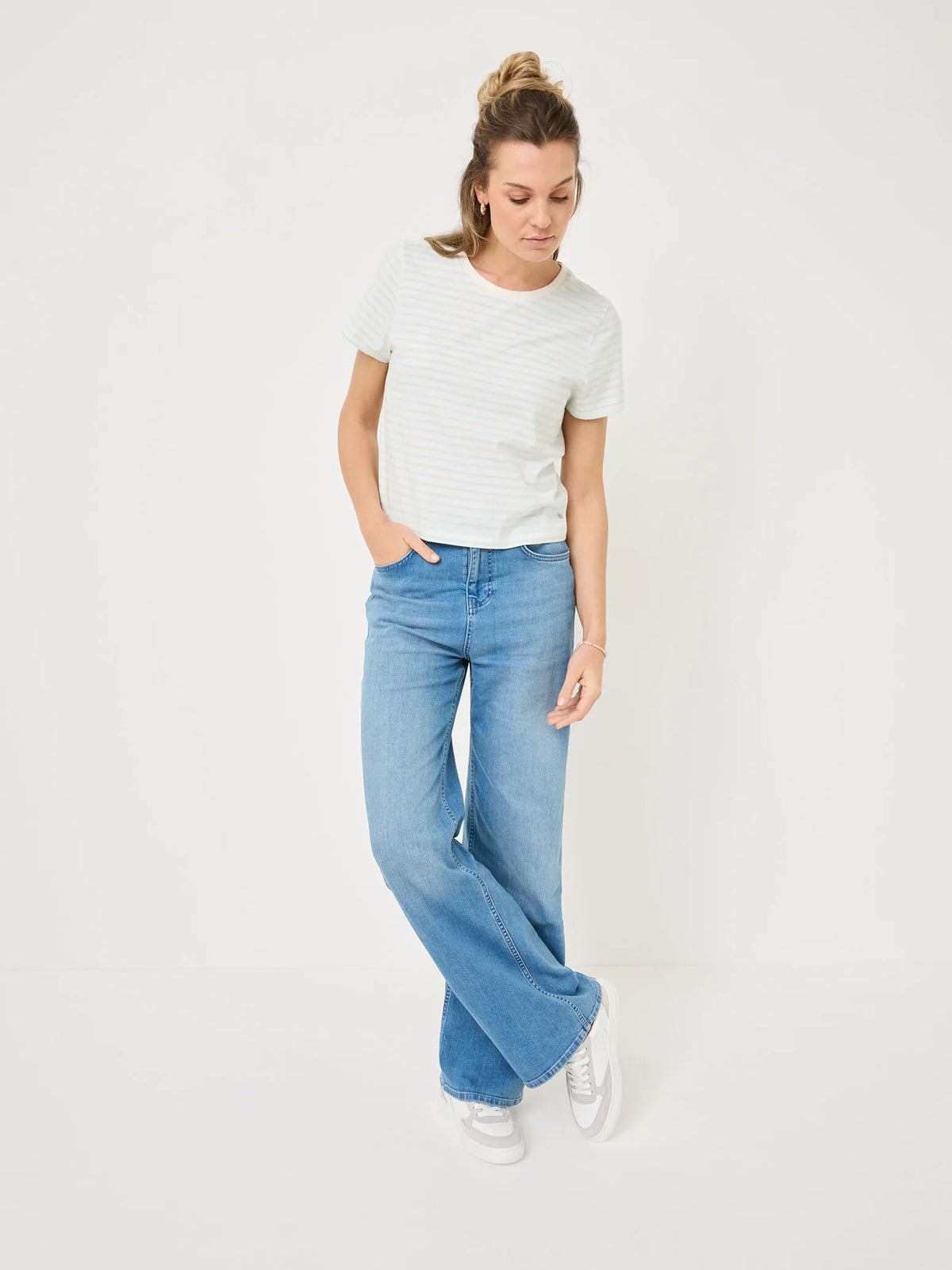 Omphalodes/ Bright White Striped Tee