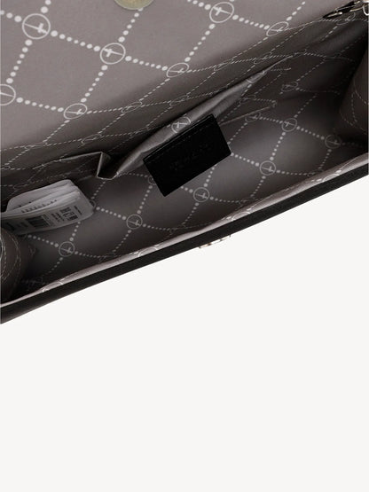 black-mat